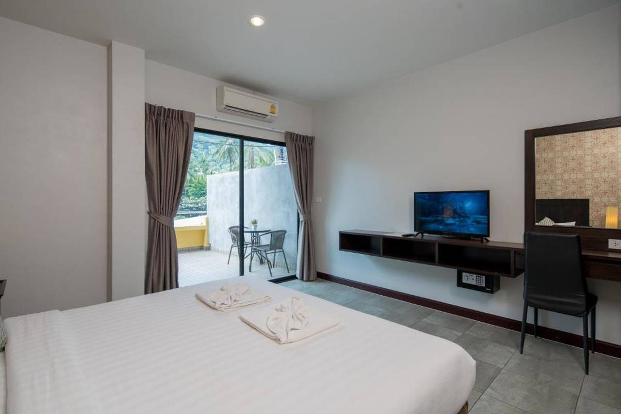 Amarin residence patong. AMARIN Residence Patong 3*. AMARIN Residence Patong 3* 1322$. Ashlee Hub Hotel Patong 3*. 3. The Crib Patong 3*.